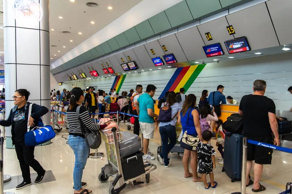 Dec 2018 Check Passageiros Clark Airport Terminal Clark Filipinas — Fotografia de Stock