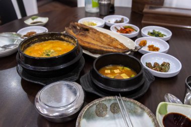 Izgara uskumru ile Kore tarzı Filizçorbası