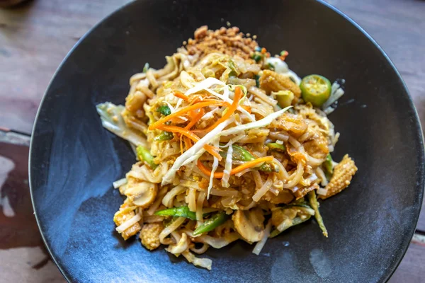 Fideos fritos populares Pad thai — Foto de Stock