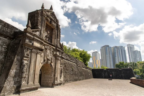 Fort Santiago Gate at Intramuros, Manila, Filipinler, Haziran 9,2019 — Stok fotoğraf