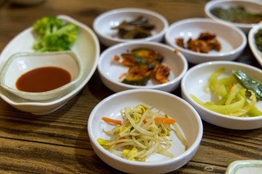 Kore Yemekleri - Yan yemekler