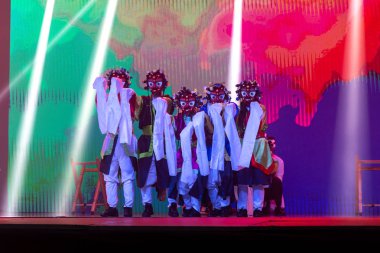 Kore geleneksel dans : Talchum