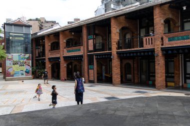 Ximen Bopiliao Historic Block'ta yürüyenler, Taipei city, Tayvan, Ağu 20, 2019