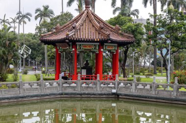 İnsanlar Peace Park'ta yaslandı, Taipei city, Tayvan, Ağu 21, 2019