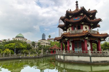 Barış Parkı, Taipei de güzel eski bina