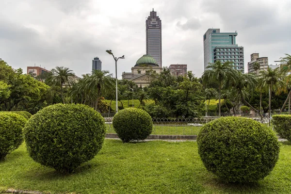 Barış Parkı, Taipei de güzel eski bina — Stok fotoğraf