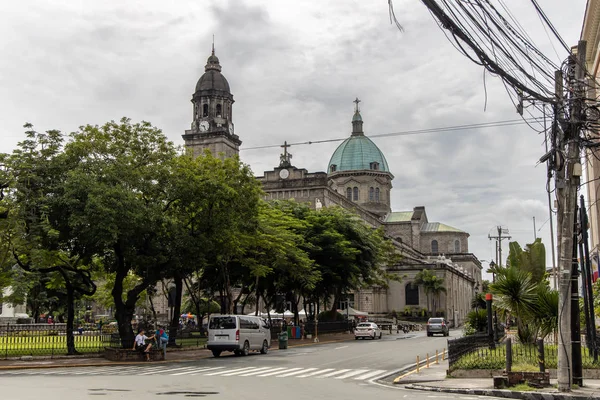 Domingo por la mañana frente a la Basílica Menor y Catedral Metropolitana, 15-sep-2019 —  Fotos de Stock