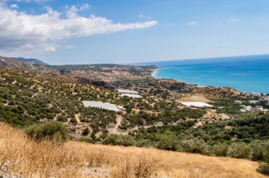 Kıyı manzarası ve Keratokampos köyü 