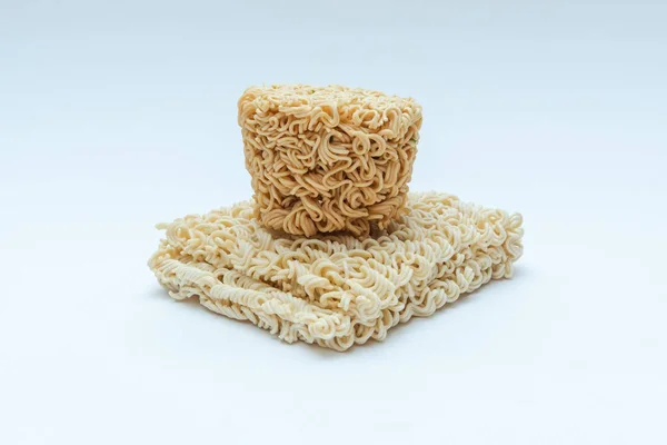 Bovenste Weergave Van Instant Noodles Geïsoleerd Witte Achtergrond — Stockfoto