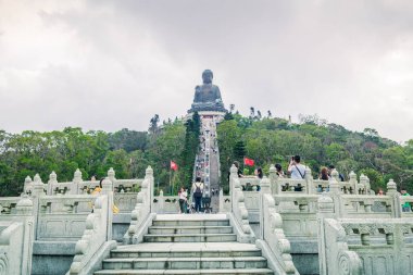 Hong Kong - 30 Ekim 2018: Tian Tan Giant Buddha (aka Big Buddha) Ngong Ping plato üzerinde yer yer alan Lantau Island, Hong Kong en popüler turistik biridir.