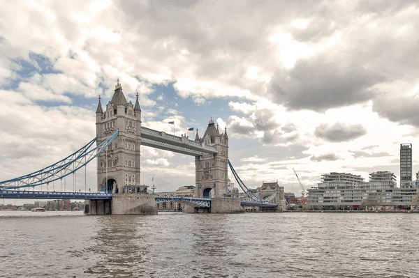 London Verenigd Koninkrijk April 2018 Tower Bridge Een Gecombineerde Bascule — Stockfoto