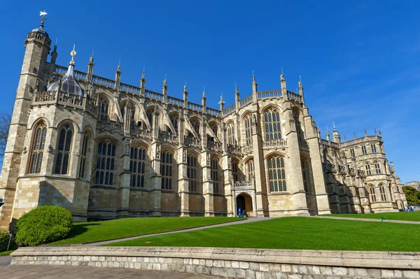 Windsor, İngiltere - Nisan 2018: St George kilise Windsor Castle, yüksek Ortaçağ Gotik mimari tarzı royal residence adlı Windsor için yapılan ilçe Berkshire, İngiltere, İngiltere'de yaptık
