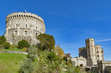 Windsor, İngiltere - Nisan 2018: Orta Ward, Windsor Castle, bir kraliyet ikamet yeriydi Berkshire county, İngiltere, İngiltere'de Windsor, yuvarlak kulede