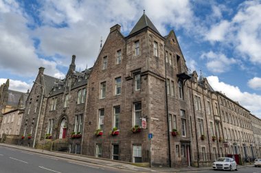 Edinburgh, İskoçya - Nisan 2018: Lauriston Place Şu anda Leonardo Boutique Hotel Simpson Townhouse Edinburgh, Uk servis tarihi bina