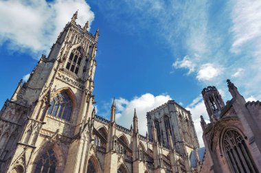 Ayrıntılı oyma üzerinde dış bina, York Minster, İngiliz Gotik mimari tarzında inşa tarihi katedral York City, İngiltere, İngiltere'de bulunan