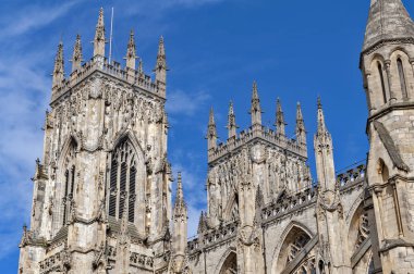Ayrıntılı oyma üzerinde dış bina, York Minster, İngiliz Gotik mimari tarzında inşa tarihi katedral York City, İngiltere, İngiltere'de bulunan