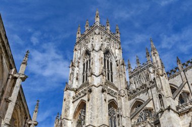 Ayrıntılı oyma üzerinde dış bina, York Minster, İngiliz Gotik mimari tarzında inşa tarihi katedral York City, İngiltere, İngiltere'de bulunan