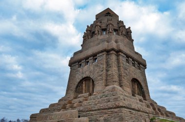 Leipzig, Almanya - Ekim 2018: Almanya'nın Leipzig Şehrinde Altıncı Koalisyon Savaşı'nda Napolyon'un yenilmesinin anısına yapılan Uluslar Savaşı Anıtı