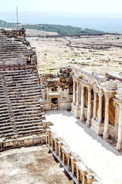 Vista Las Ruinas Del Anfiteatro Naturaleza Pamukkale Turquía — Foto de Stock