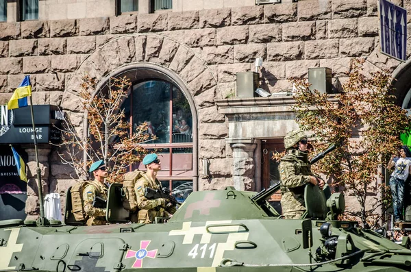 Sierpnia 2018 Parada Wojskowa Dzień Niepodległości Ukrainy Głównej Ulicy Chreszczatyk — Zdjęcie stockowe