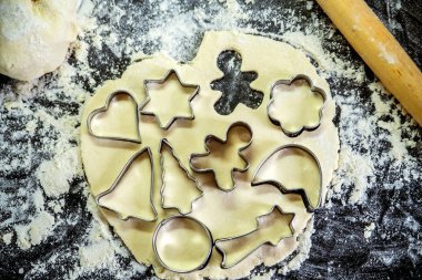 Rakamlar, kes şunu rulo hamur yapılmış çerez kesici yardımıyla.