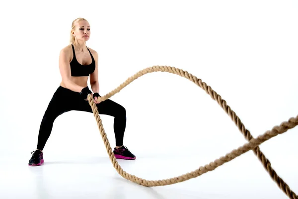 Atleta Bonito Executa Exercício Com Uma Corda — Fotografia de Stock