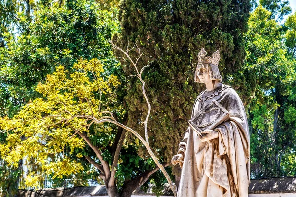 Статуя Фоне Зеленых Деревьев Музее Карфагена Карфаген Тунис — стоковое фото