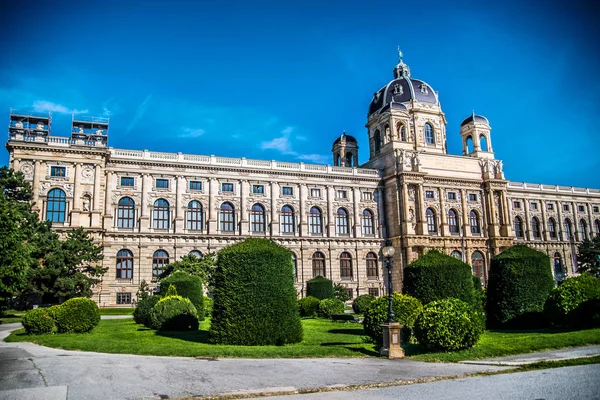 Het Ongewoon Mooie Gebouw Van Het Museum Voor Natuurgeschiedenis Wenen — Stockfoto