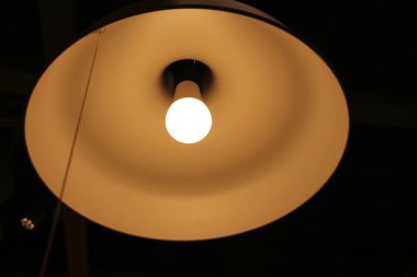 Elektrik meşale - yapay ışık kaynağı 