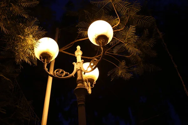 Elektrische Taschenlampe Künstliche Lichtquelle — Stockfoto