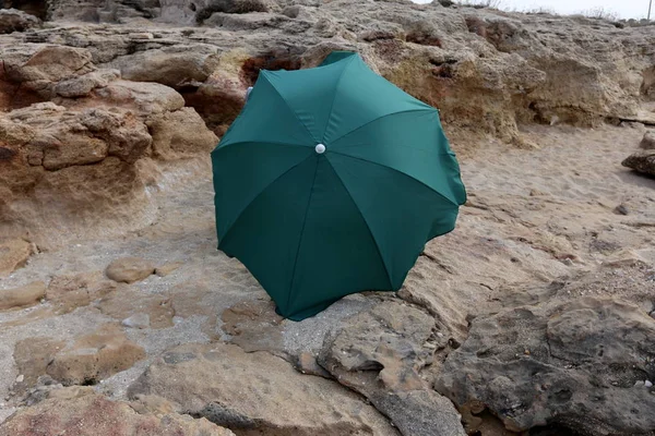 Paraply För Skydd Från Regn Och Heta Israeliska Solen — Stockfoto