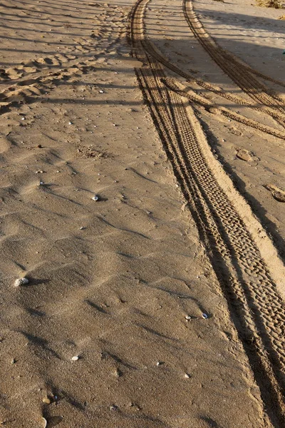 Pegadas Areia Nas Margens Mar Mediterrâneo Norte Israel — Fotografia de Stock