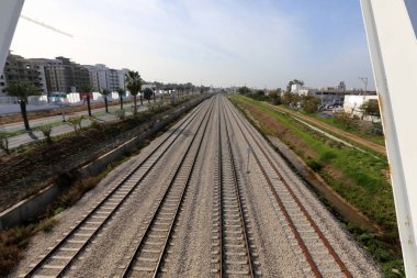 Demiryolu İsrail - trenlerin hareket için hizmet veren bir mühendislik yapısı 