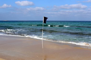 İsrail 'in kuzeyindeki Akdeniz kıyısında. 