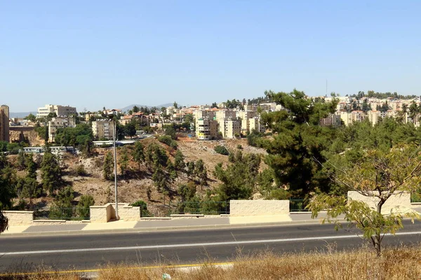 イスラエル北部の小さな地方の町の風景 — ストック写真