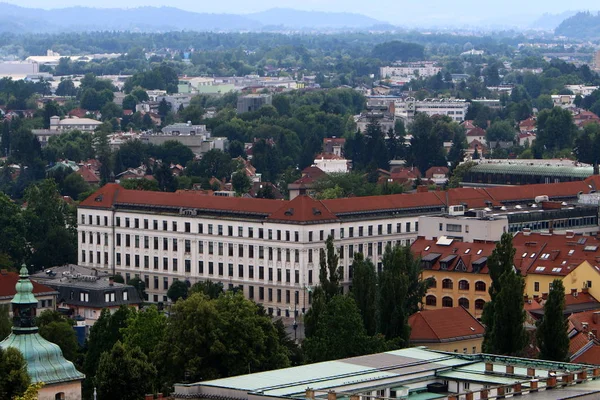 Ziegeldächer Der Slowenischen Hauptstadt Ljubljana — Stockfoto