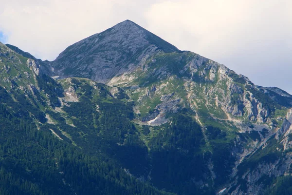 朱利安阿尔卑斯是山脉 阿尔卑斯的马刺 Kraina 的斯洛文尼亚地区 — 图库照片