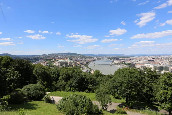 Från Kullen Gellrt Kan Donau Och Budapest Ungerns Huvudstad — Stockfoto