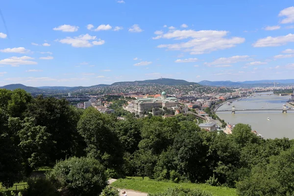 Från Kullen Gellrt Kan Donau Och Budapest Ungerns Huvudstad — Stockfoto