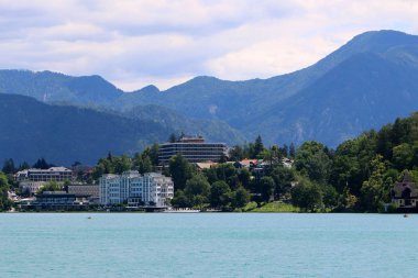 Lake Bled Alps Slovenya Triglav Ulusal Parkı'nın eteklerinde yer alır 