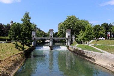 Merkezi Ljubljana, Slovenya başkenti Ljubljanica nehir akar 