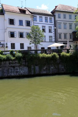 Merkezi Ljubljana, Slovenya başkenti Ljubljanica nehir akar 