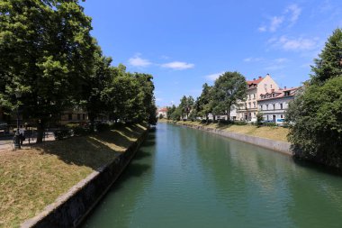 Merkezi Ljubljana, Slovenya başkenti Ljubljanica nehir akar 