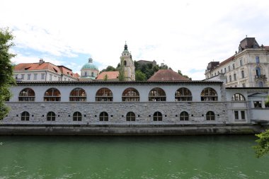 Merkezi Ljubljana, Slovenya başkenti Ljubljanica nehir akar 