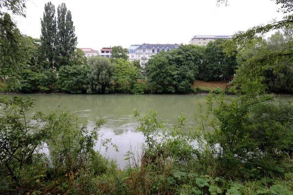 老多瑙河在维也纳奥地利的首都 — 图库照片