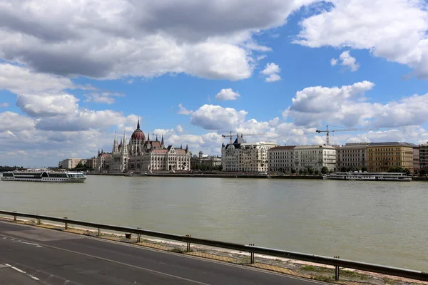 Boedapest Hoofdstad Van Hongarije Een Stad Aan Oevers Van Donau — Stockfoto
