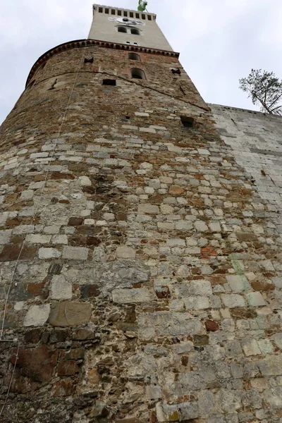 Castello Lubiana Una Fortezza Medievale Una Collina Che Domina Città — Foto Stock