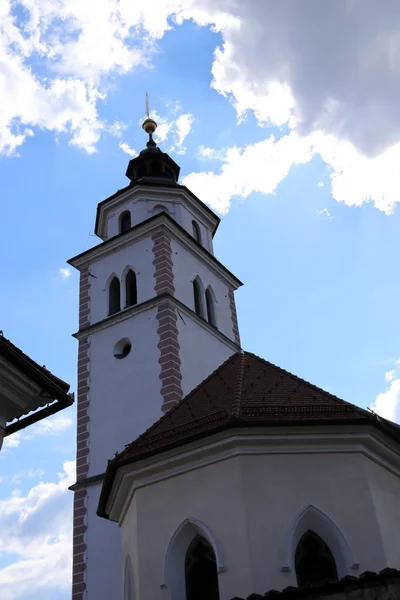 Chodzić Przedmieściach Lublany Stolicy Słowenii — Zdjęcie stockowe