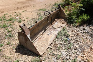 insan ve çalışma araçları iş yeri 