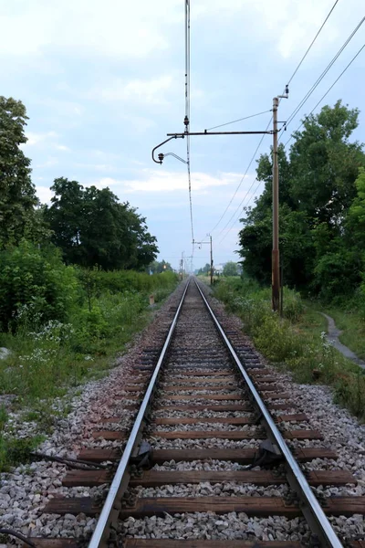 Eisenbahnstrecke Straße Mit Führungsschiene Und Schwellen — Stockfoto